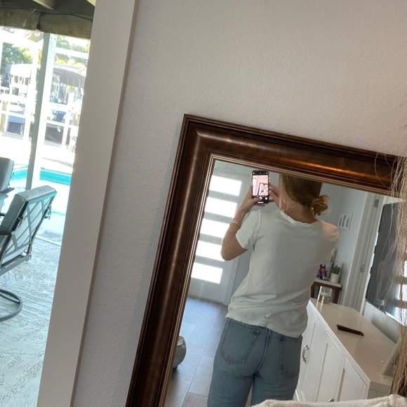 White tee - Picture 2 of 2